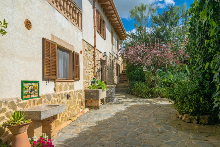 Property grounds, Sa Caseta D'en Tronca - Villa With Private Pool, Baleares