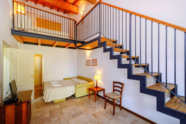 Room 3, Studio Stay With Balcony in Piombino, Livorno