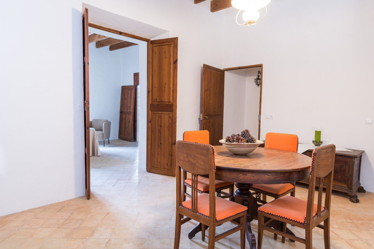 Others 5, Cas Pilot - Villa With Private Pool. Free Wifi, Baleares