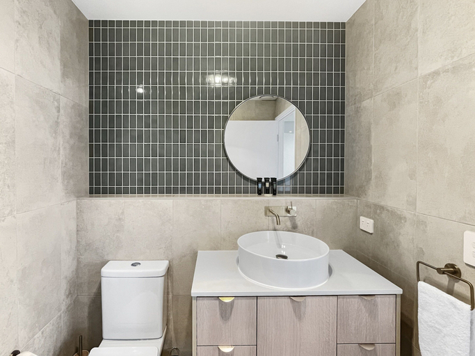 Bathroom 3, Coastal Chic in Batemans Bay - Your Perfect Escape, Eurobodalla