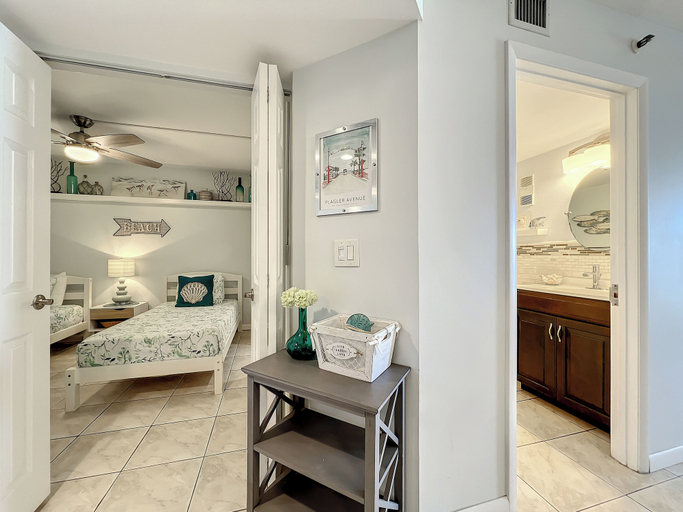 Interior 5, Oceania Beach Club 303, Volusia