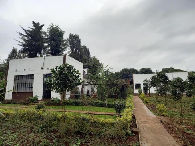 Exterior 4, Plantains Place Karatina, Mathira