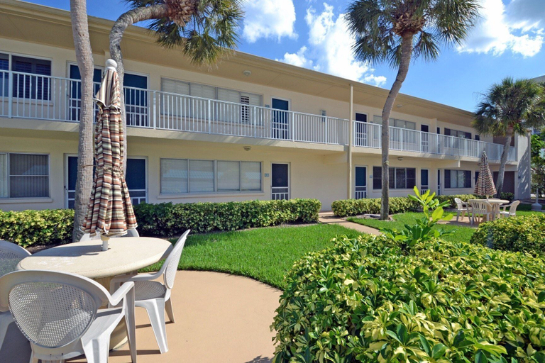 Primary image, Siesta Beach House - 105, Sarasota