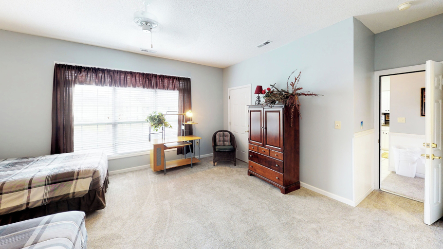 Interior 5, Village at the Glens C 204, Horry