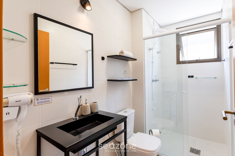 Bathroom 5, Apartments in Condominium w/ Great Infrastructure and 130 m From the Beach - AVR, Penha