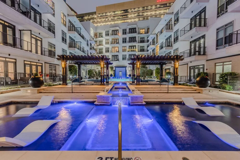 Room 3, Unwind at Cityline - Premium 1BR in Dallas, Collin