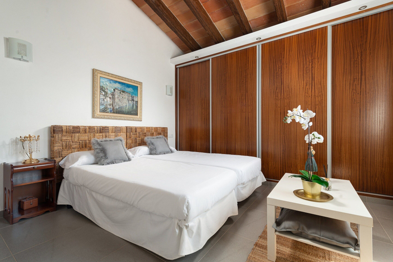 Others 2, Bellpuig - Villa With Private Pool In Arta, Baleares
