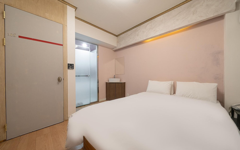 Bedroom 4, Hoegi Motel, Dong-daemun