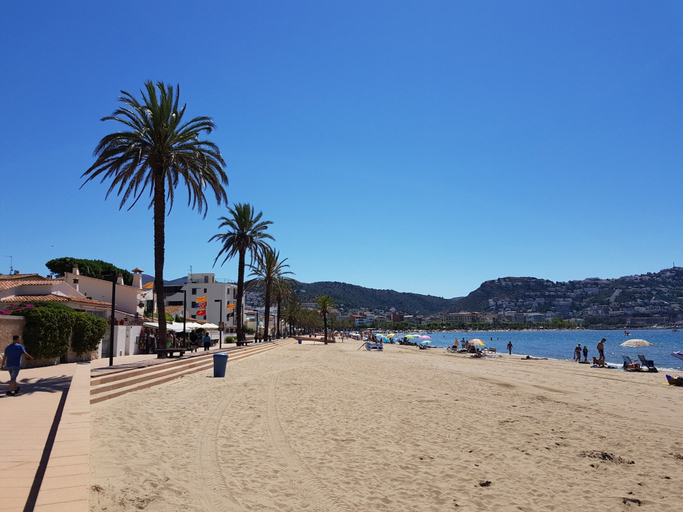 View from property 3, Apartment in Roses Near Nova Sandy Beach, Girona