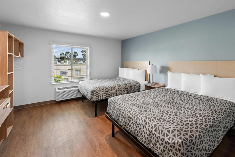 Room 5, WoodSpring Suites Santee - San Diego Northeast, San Diego