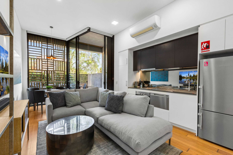 Living room, 1-bed Unit With Alfresco Dining and BBQ, Sydney