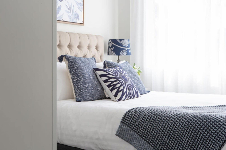 Room 2, Sunny Apartment in Quiet and Green Neighbourhood, Sydney