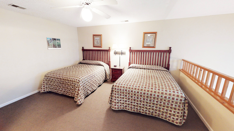 Bedroom 2, Club Villas Unit 11B, Brunswick