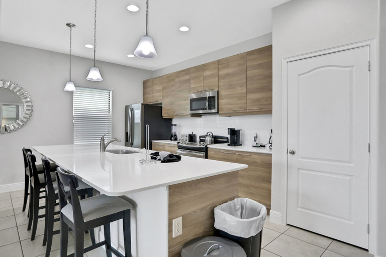 Private kitchen 5, 163kb - Balmoral Resort 4 Bedroom Home, Polk