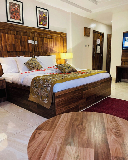 Room 5, City Transit Inn, AbujaMun