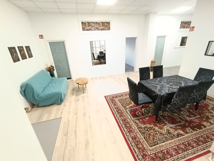 Dining 3, Lumara Apartment für bis zu 8 Personen, Aschaffenburg