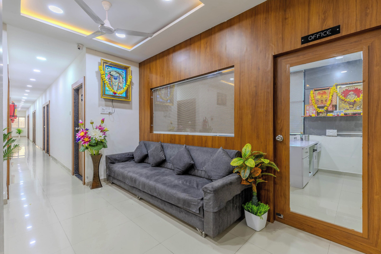 Others 5, Hotel Radhe, Panch Mahals