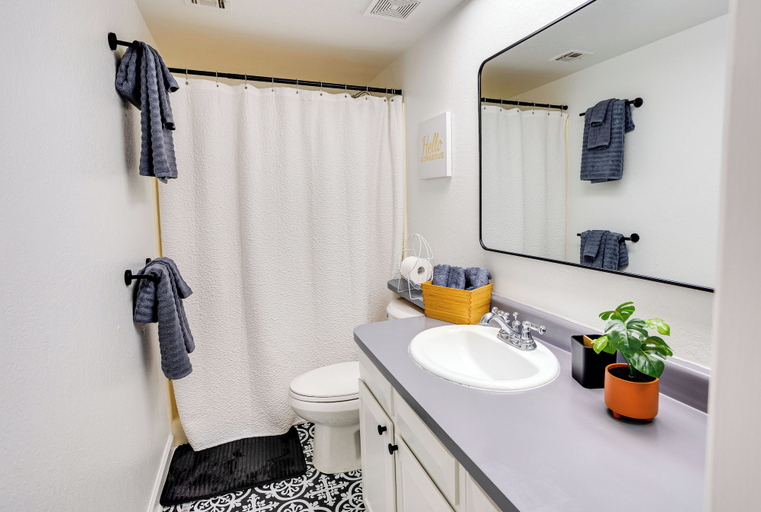 Bathroom 3, Campbell Phoenix, Maricopa