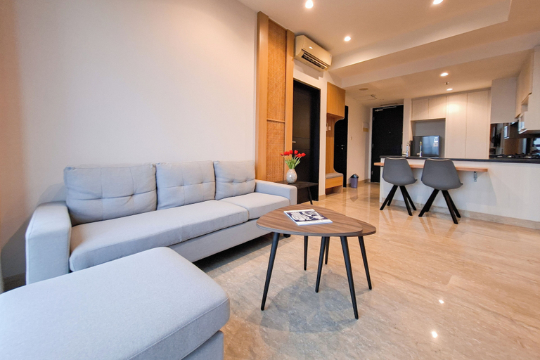 Living area 2, Chic And Trendy 1Br At Apartment Branz Bsd City, Tangerang Selatan
