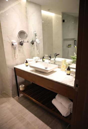 Bathroom 2, Hotel Dublé, Navojoa