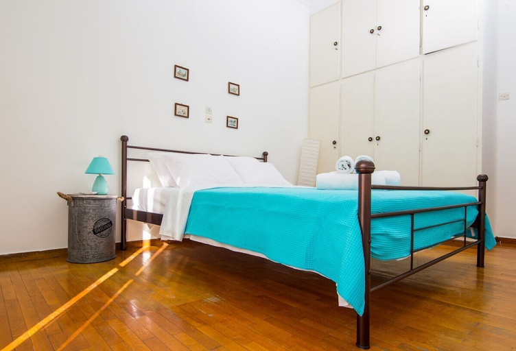 Room 3, Sunny 1bd Apartment Just 1minute to Acropolis, Attica