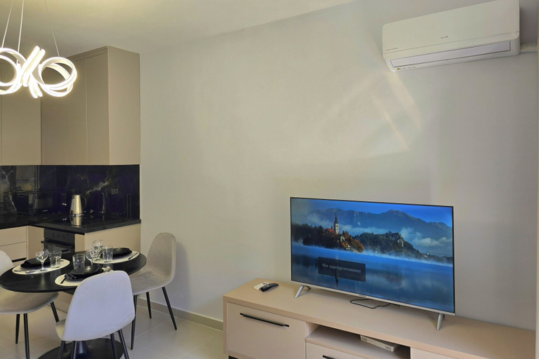 Dining 2, Happy Stay Apartment by the Sea 093, Kavajës