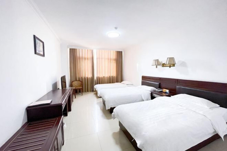 Bedroom 5, New Shilong Hotel, Shijiazhuang