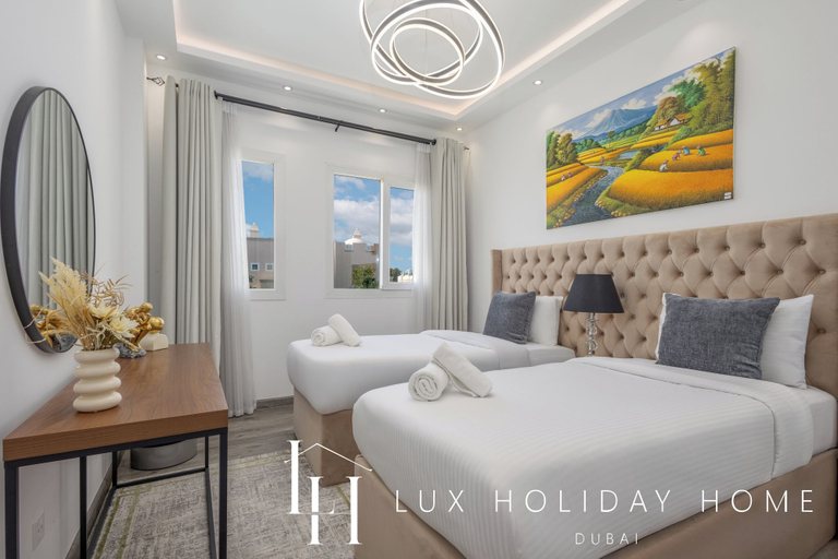 Room 4, LUX The Serene Springs Villa 2, Dubai