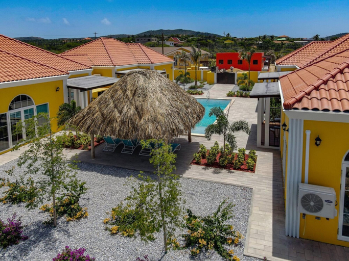 Exterior 3, Picaron Villas