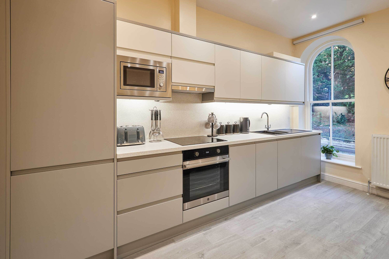 Room 4, Host Stay Ross View First Floor Apartment, North Yorkshire