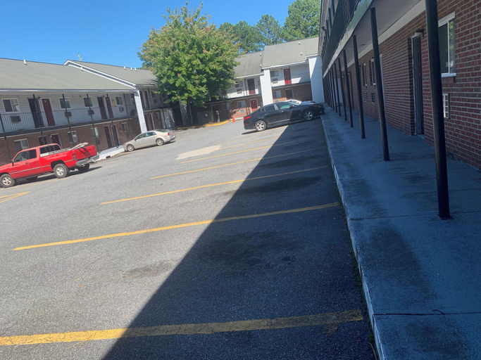 Property grounds 5, Southern Suites Atlanta-Wendell, Fulton
