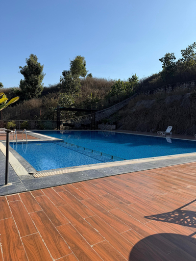 Pool, Hotel Anan Palace, Sirohi