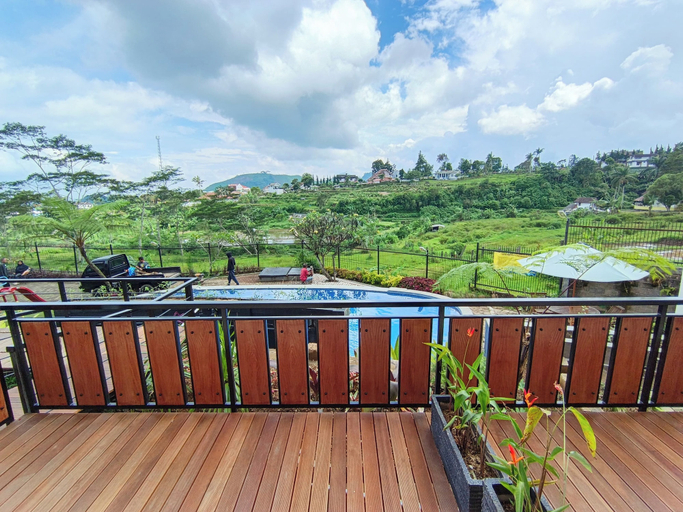 balcony 10