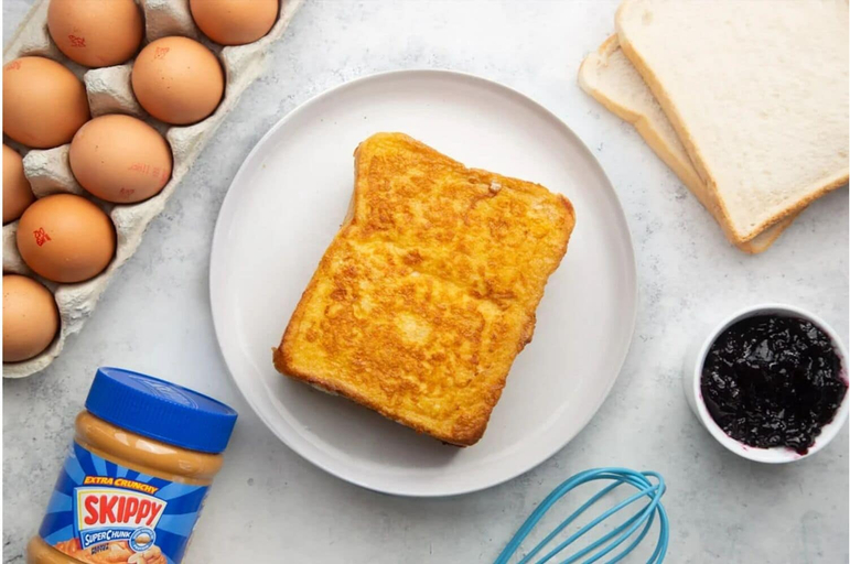 Food & Drinks 5, Sunrise BnB with Free Parking, Toronto