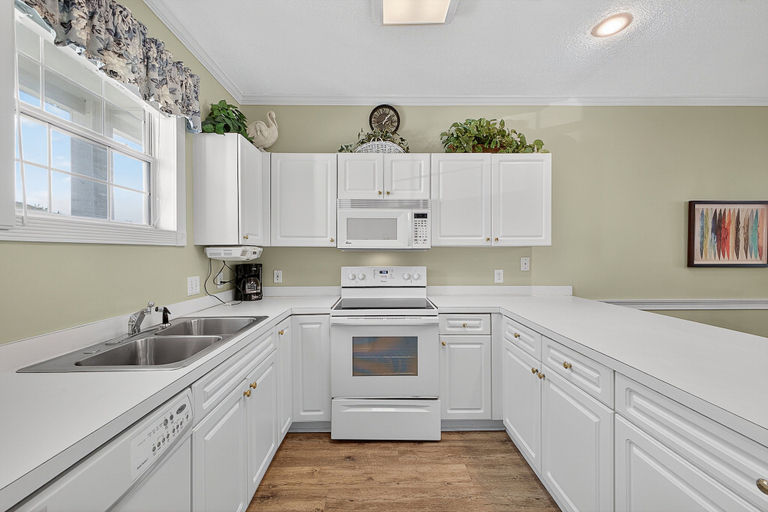 Interior 3, Magnolia Place 4677-103, Horry