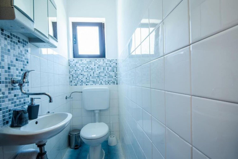 Bathroom 3, Apartment in Seline Near Paklenica Park, Starigrad