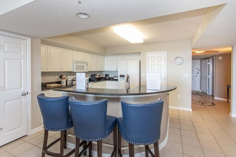 Interior 4, Yacht Club 1-1103, Horry