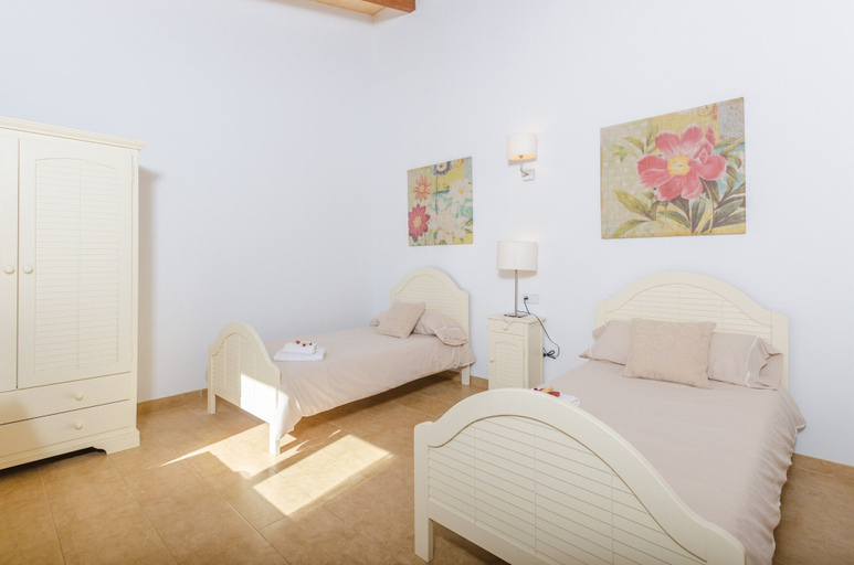 Room 2, Can Fosquet - Villa With Private Pool In Llucmajor, Baleares