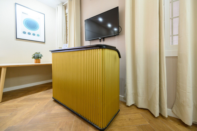Room 4, M Nda11bii Acogedor Estudio Interior con Todas la, Madrid