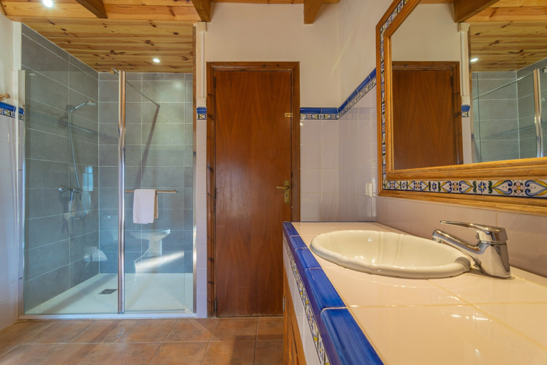 Bathroom 2, Es Moli Can Torres - Villa With Private Pool, Baleares