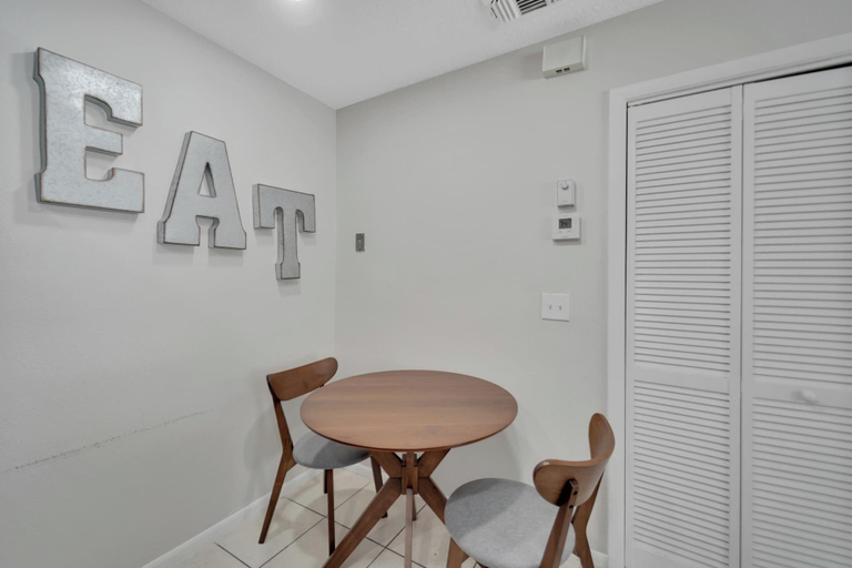 Interior 5, 1053 Apollo Beach Blvd, Unit 5, Hillsborough