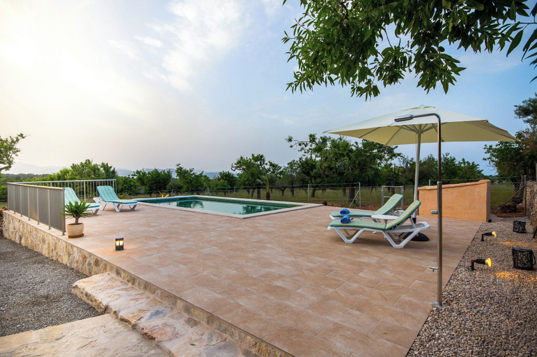 Terrace/patio 3, Cottage in Mallorca With Private Pool & Views, Baleares