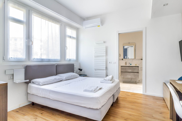 Room 4, Gran Sasso - Cozy Modern Studio Steps From Piazza Piola, Milano