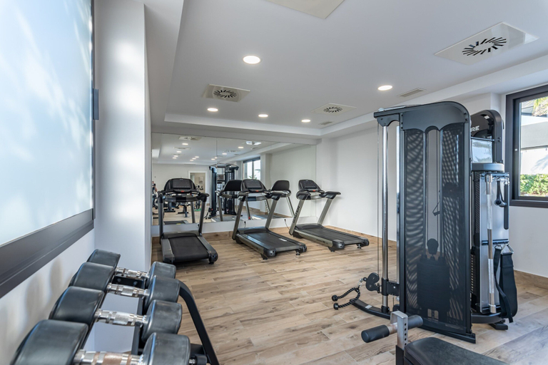 Fitness facility 2, Oceanfront Apartment in Isla Canela, Huelva
