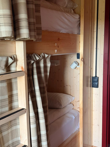 Bedroom 4, The Fox Hostel, Skaftárhreppur