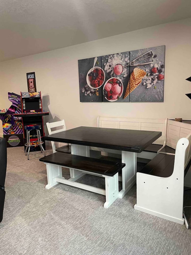 Room 4, Bear Lake Table Downtown Garden City Townhome, Rich