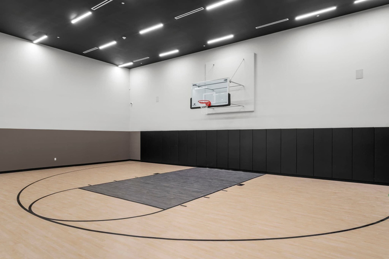 Game room 3, Downtown Building - Scenic waterfront walking, Miami-Dade