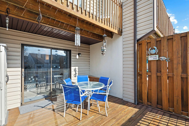 Interior 2, Rustic Harbor I Canal-front 3BR Condo, Private Deck & Fenced Yard, Worcester