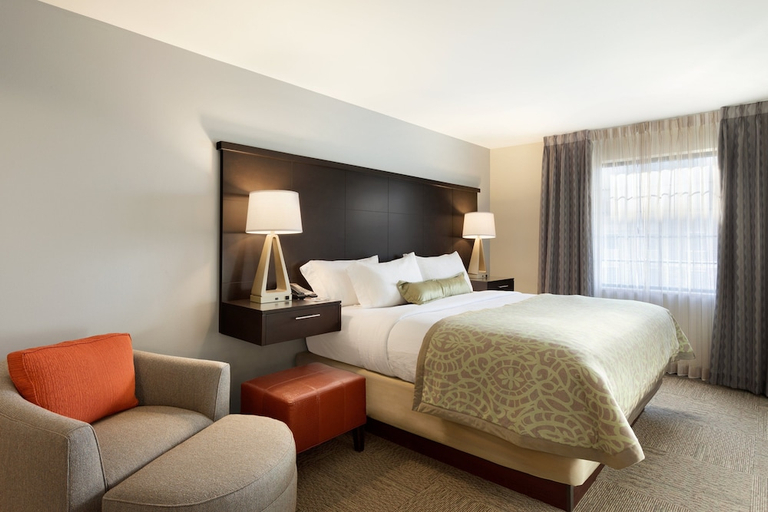 Bedroom 2, Staybridge Suites Midland By IHG, Midland