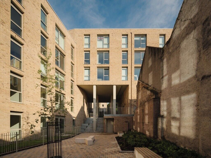 Room 2, Fyfe Breeze in Edinburgh, Edinburgh